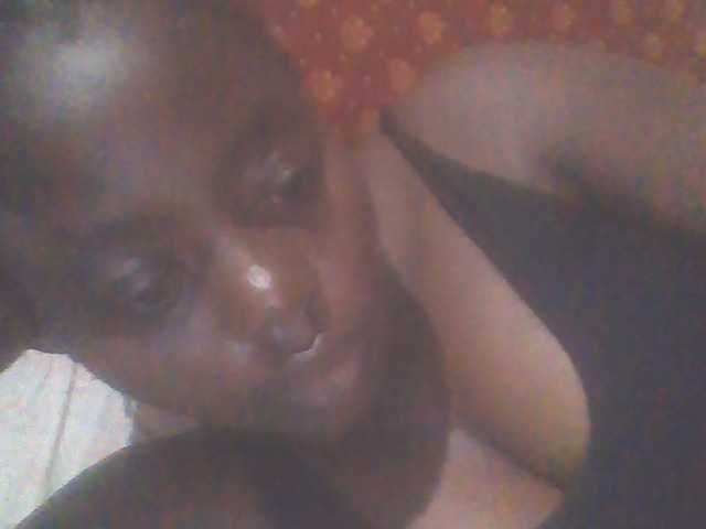 PrettyG online show from August 15, 8:18 am