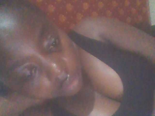 PrettyG online show from August 15, 11:47 am