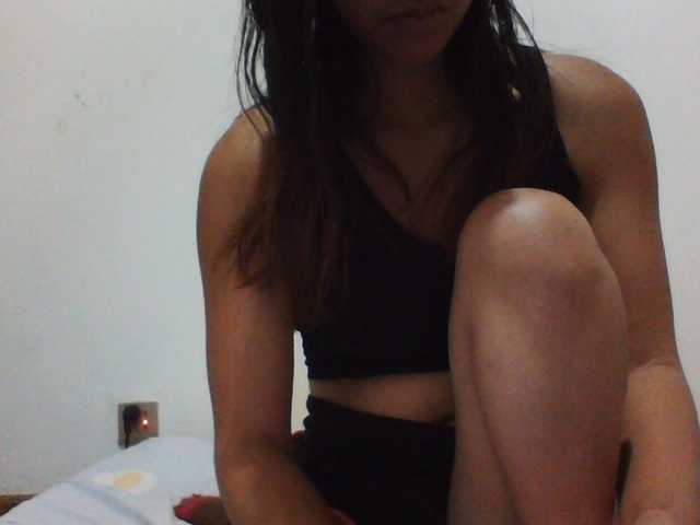PrettyLie online show from August 10, 3:46 pm