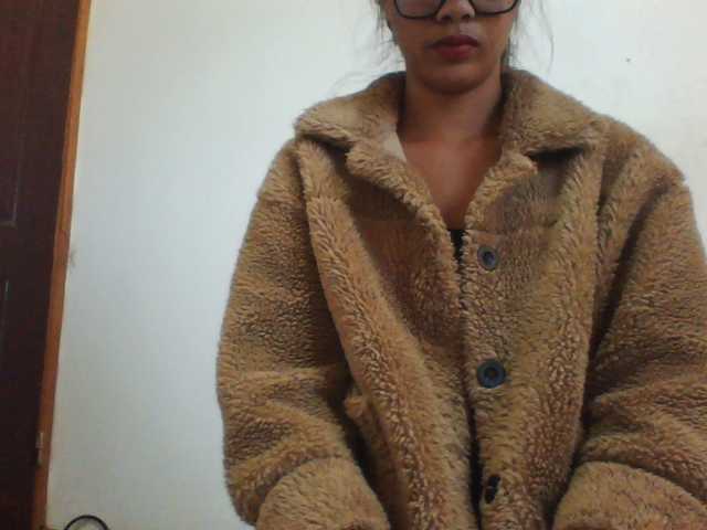 PrettyLie online show from August 13, 4:26 am