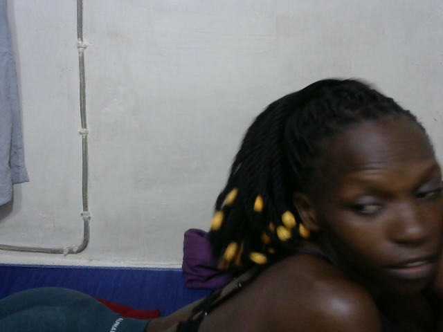PrettyOne1 online show from August 5, 9:02 pm
