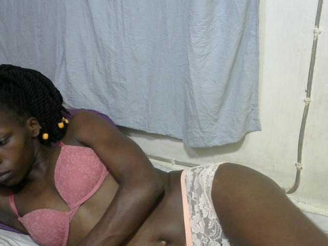 PrettyOne1 online show from August 14, 9:51 pm