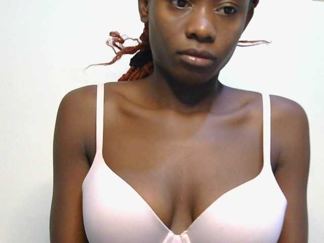 Prettyalice2 online show from August 4, 3:58 am