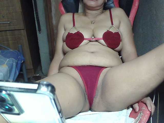 Prettyann46 online show from August 15, 4:49 am