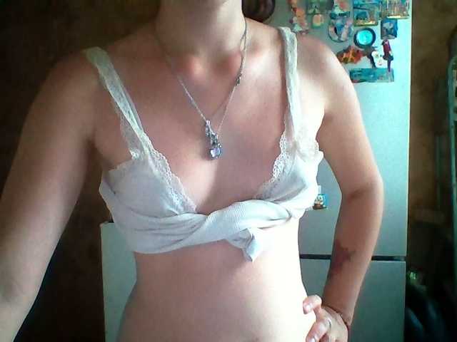 Prettybella7 online show from July 28, 7:14 am