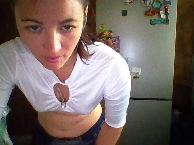 Prettybella7 online show from July 31, 5:47 am