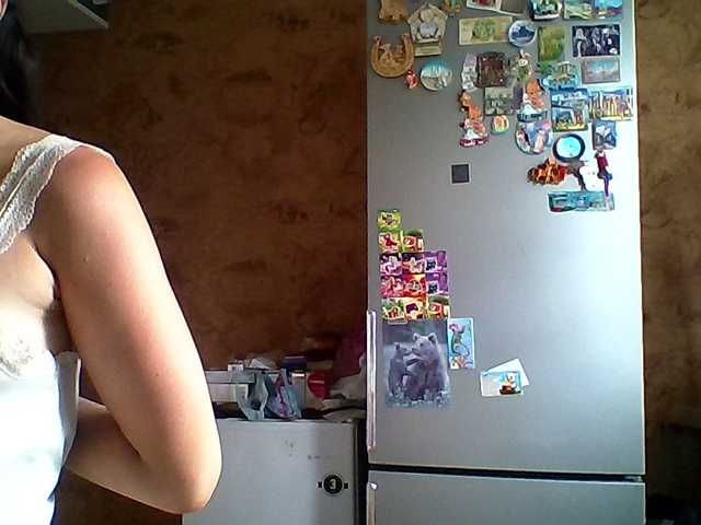 Prettybella7 online show from August 3, 4:19 am