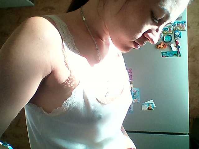 Prettybella7 online show from August 5, 3:37 am