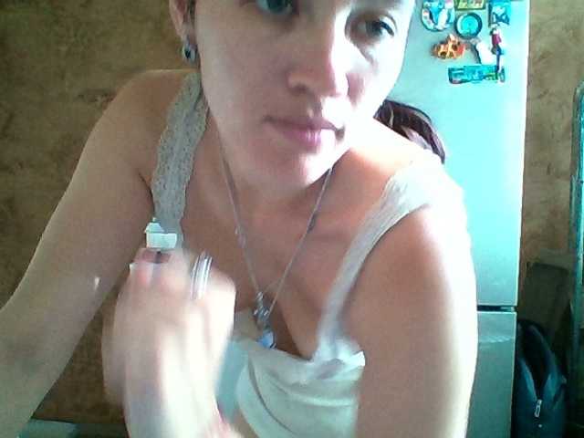 Prettybella7 online show from August 12, 9:33 am