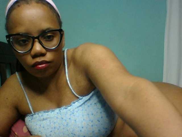Prettyzari online show from August 6, 6:56 am