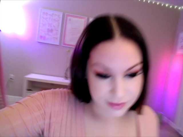 PrincessXOXO online show from July 14, 3:00 am