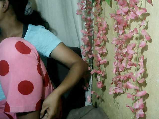 Pussy01lips online show from July 31, 8:14 pm