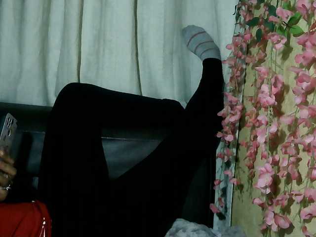 Pussy01lips online show from August 2, 4:25 pm