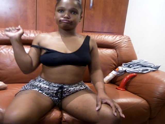 Queen-kazi46 online show from September 4, 11:20 pm
