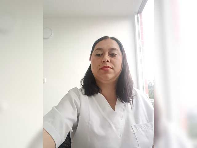 Queen-yess011 online show from August 5, 3:21 pm