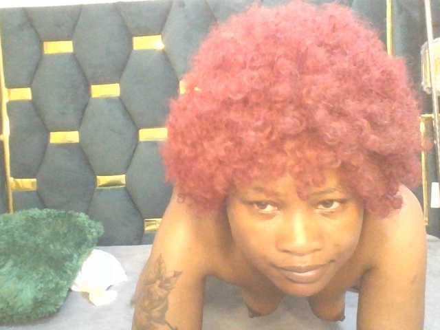 QueenIvy35 online show from July 21, 6:21 pm