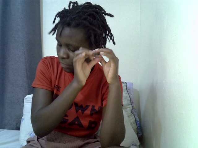 Queenbeea online show from August 13, 3:26 pm