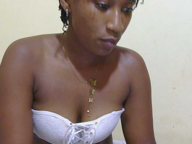 Queendircie online show from July 31, 4:52 am
