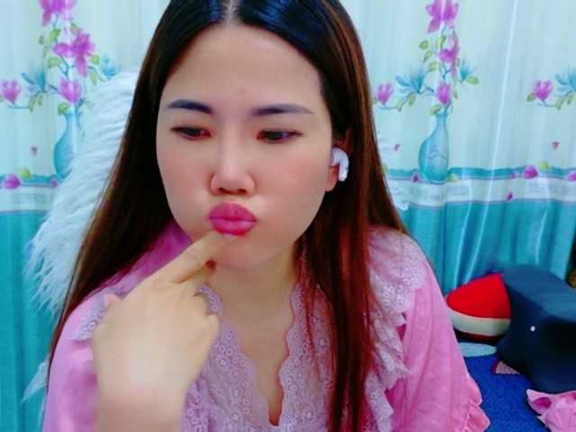 Queendy online show from July 24, 12:52 pm