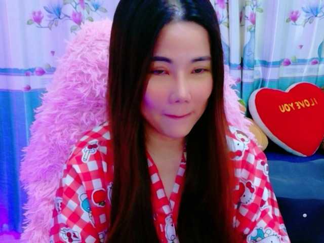 Queendy online show from August 4, 4:53 am