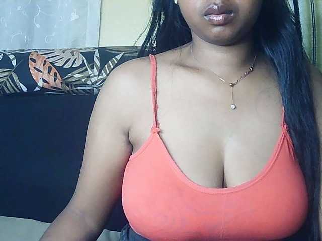 Queenihot online show from August 7, 11:21 am