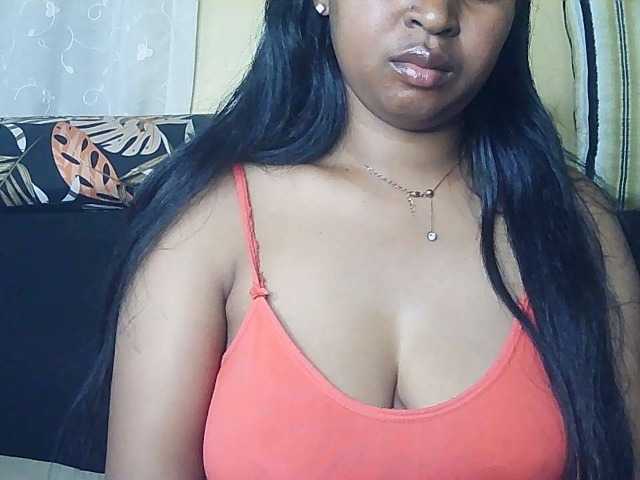 Queenihot online show from August 11, 11:34 am