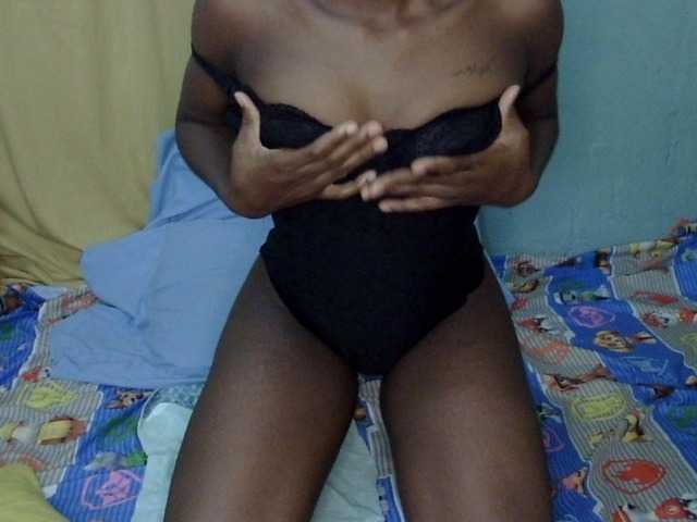 Queenstar1 online show from June 24, 10:39 am