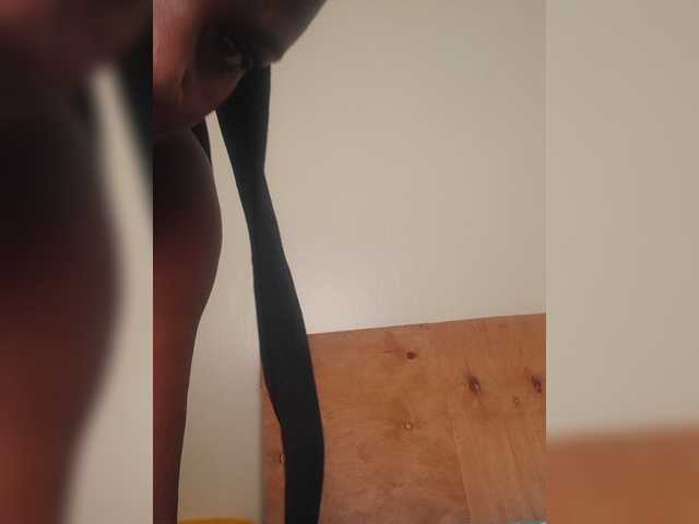 Queenyann online show from September 5, 11:48 am