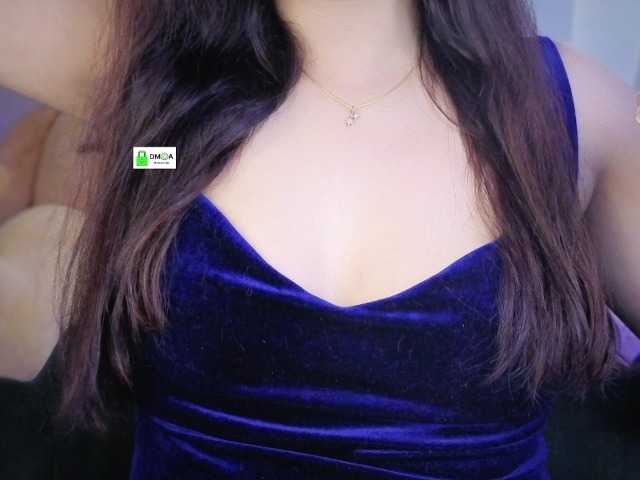 QuestQueen online show from August 5, 5:44 pm