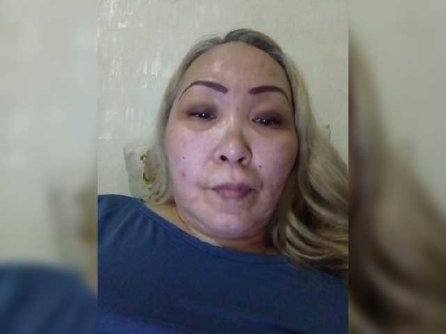 Qweentis online show from August 13, 5:49 pm
