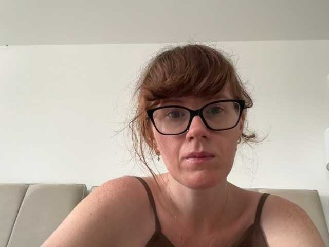 REDHEADROSIE online show from August 9, 10:16 am