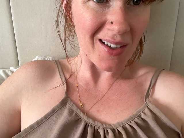 REDHEADROSIE online show from August 13, 12:08 pm