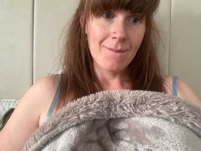 REDHEADROSIE online show from August 15, 1:26 pm