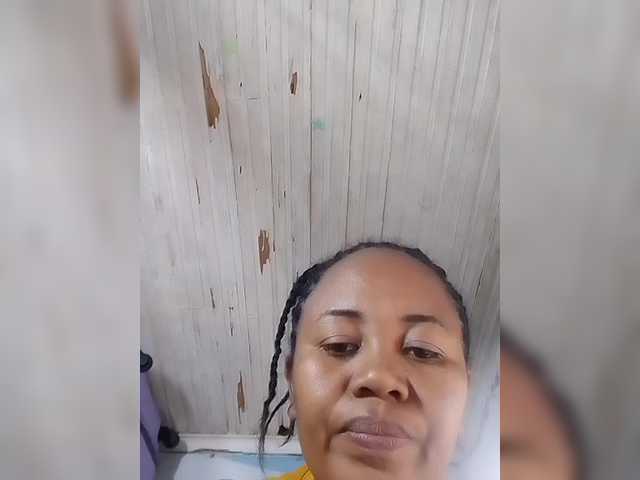 RaJeanne online show from July 15, 11:11 am