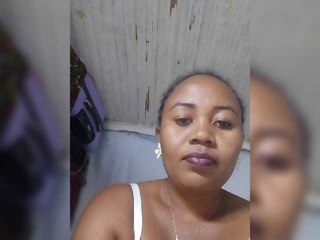 RaJeanne online show from July 19, 6:59 am
