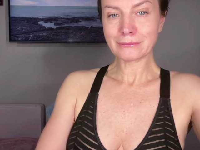 RachellHot online show from July 31, 7:30 pm