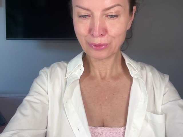 RachellHot online show from August 8, 8:58 am