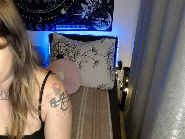 RacyRoby online show from August 3, 7:21 pm