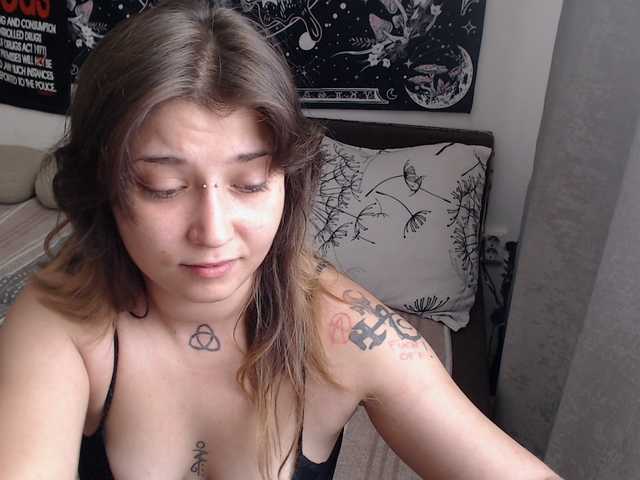 RacyRoby online show from August 4, 10:23 am