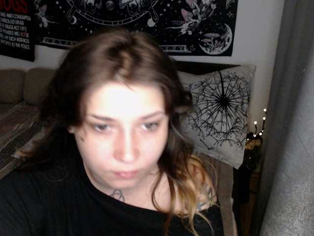 RacyRoby online show from August 7, 7:25 pm
