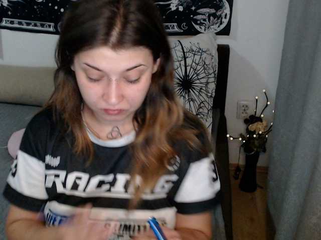 RacyRoby online show from August 12, 7:05 pm