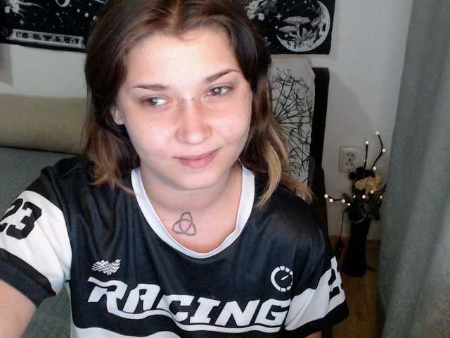 RacyRoby online show from August 12, 8:11 pm