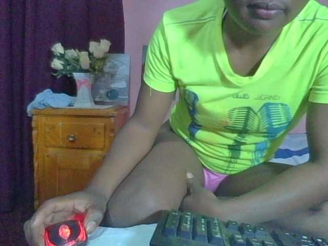 Raissa-Suan online show from August 12, 8:44 pm