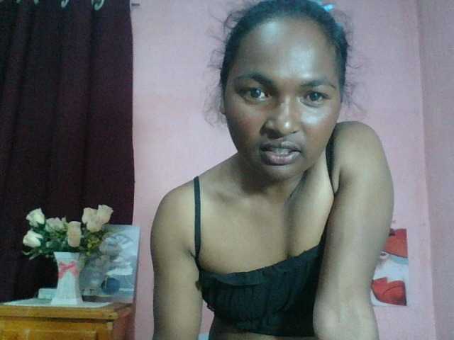 Raissa-Suan online show from August 13, 6:33 pm