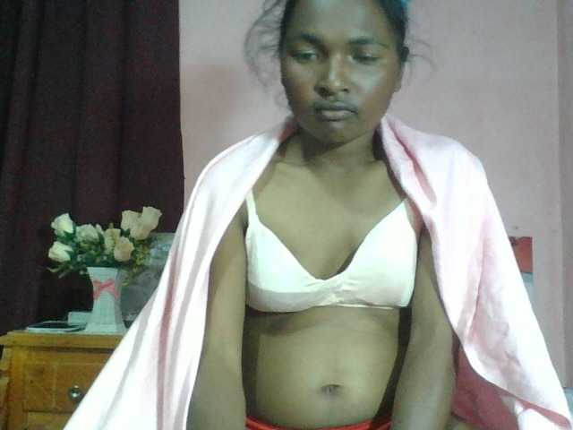 Raissa-Suan online show from August 14, 7:06 pm