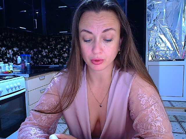 Bonita  online show from August 9, 6:47 am
