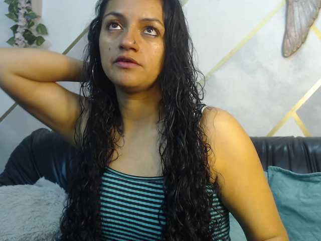 Renata-voss online show from August 14, 1:04 pm