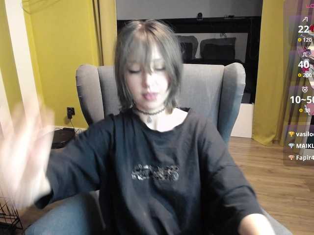 RezeBomb online show from August 12, 11:51 pm
