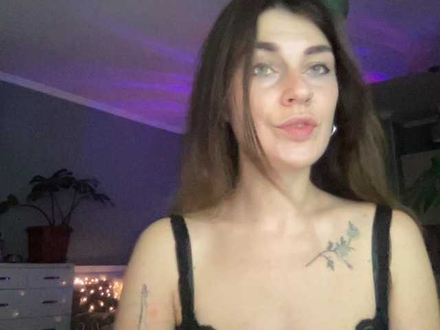 Rita-Tease online show from August 6, 10:53 pm