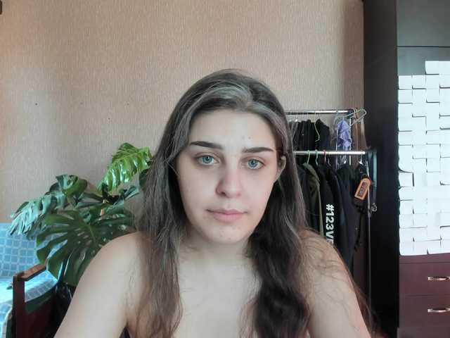 Roselina online show from July 13, 8:43 am